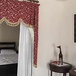 Holiday home Polly Fournarou Tower-house *