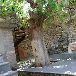 Holiday home Polly Fournarou Tower-house Milea (Messenia)