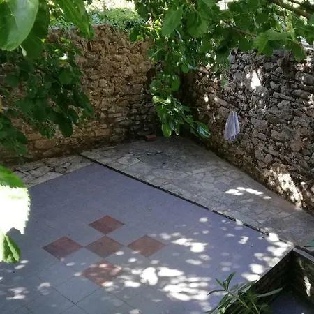 Polly Fournarou Tower-house * Milea