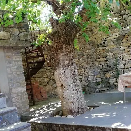 Nyaraló Polly Fournarou Tower-house Milea