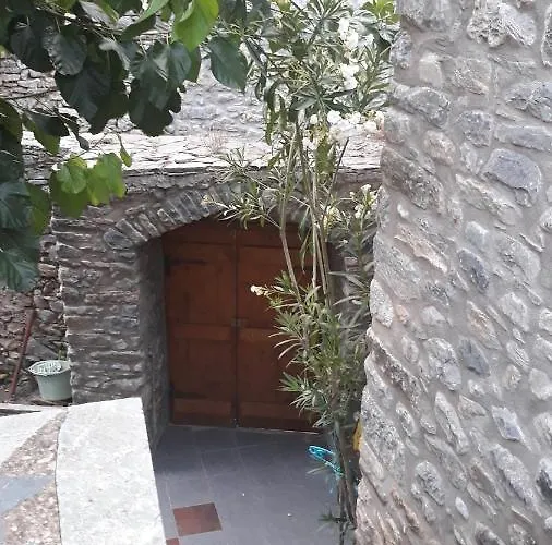 Polly Fournarou Tower-house Holiday home *