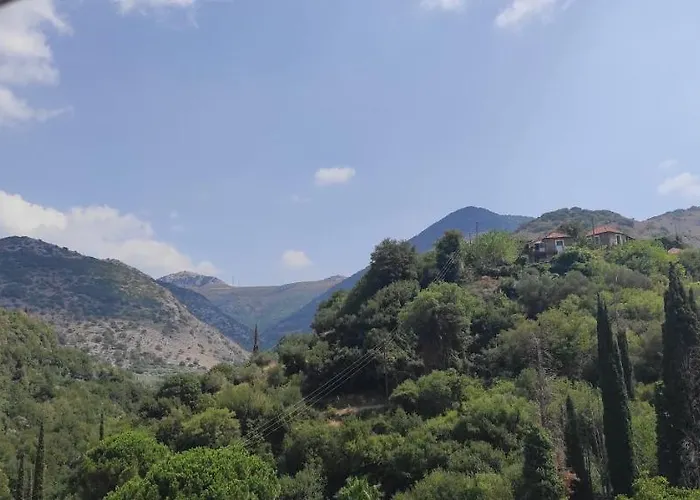 Polly Fournarou Tower-house Ferienhaus Milea (Messenia)