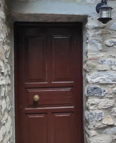 Polly Fournarou Tower-house Holiday home *