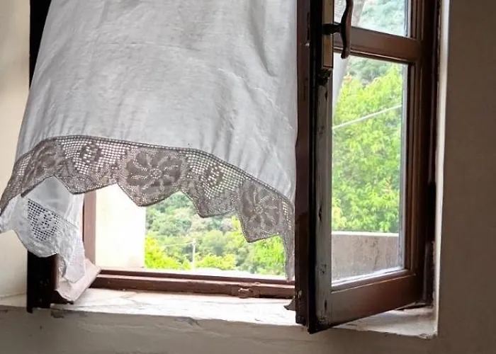 Polly Fournarou Tower-house *