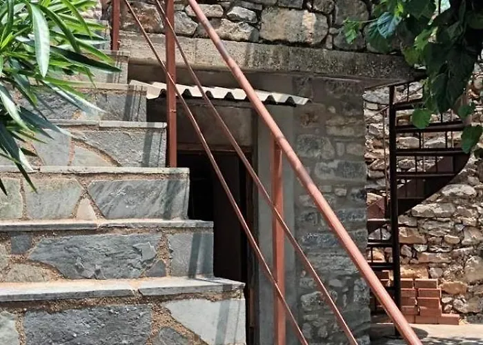Ferienhaus Polly Fournarou Tower-house Milea (Messenia)