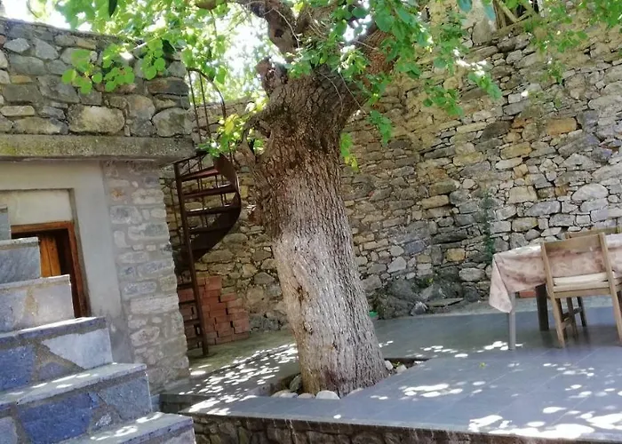 Ferienhaus Polly Fournarou Tower-house Milea (Messenia)